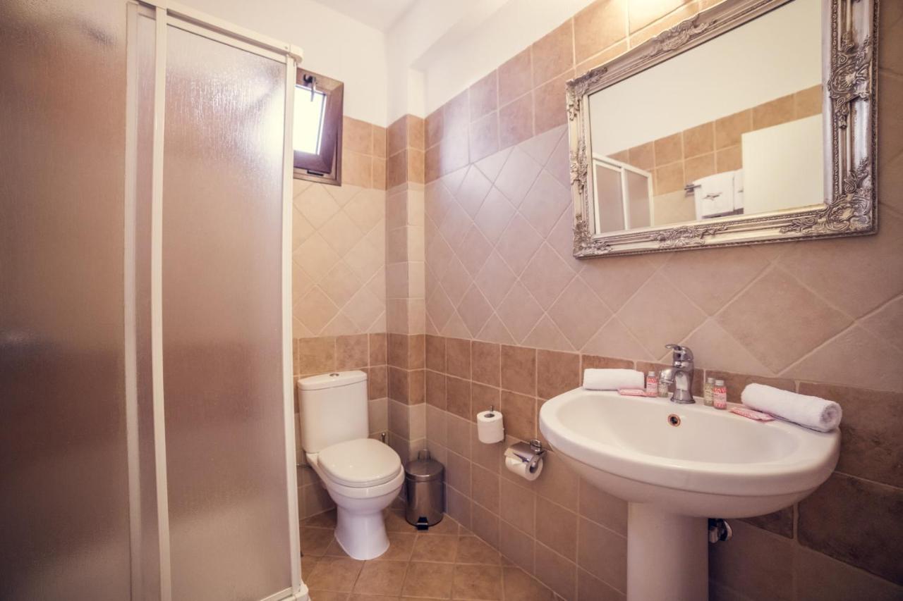 Hotel Paroraia Ángistron Zewnętrze zdjęcie